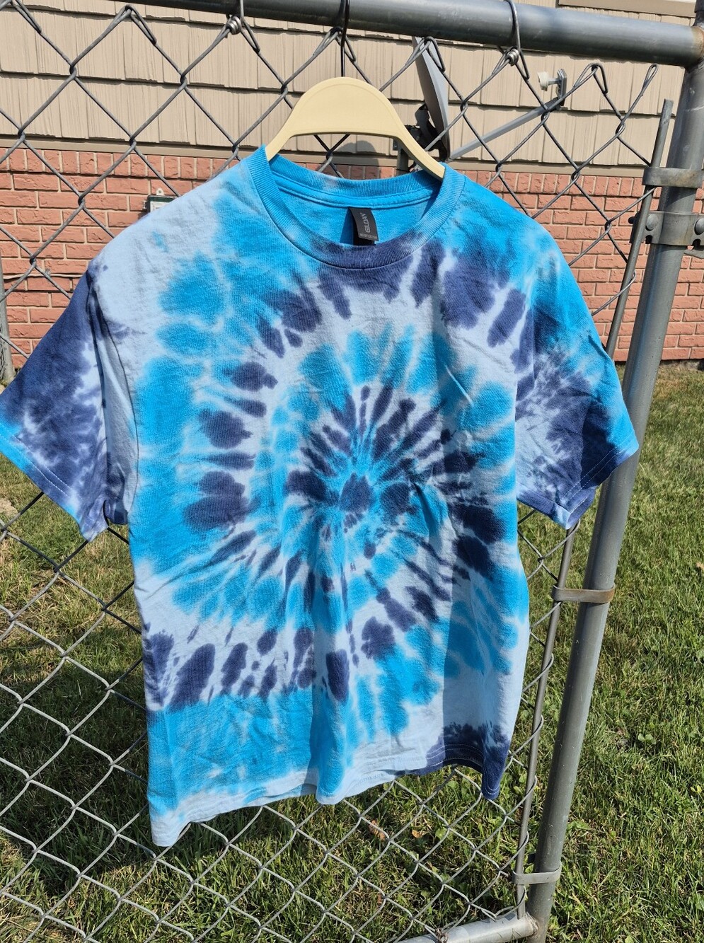 Unisex Medium Tie-Dye Shirt
